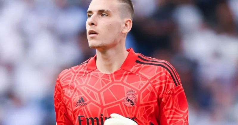 Atletiko Madrid əsas rəqibinin qapıçısını almaq istəyir