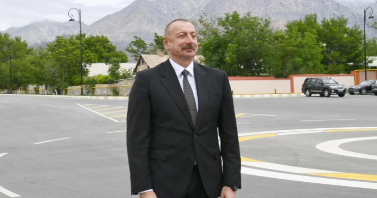 Ağdamın bu kəndinin sakinlərinə evlərinin açarları verildi YENİLƏNİB