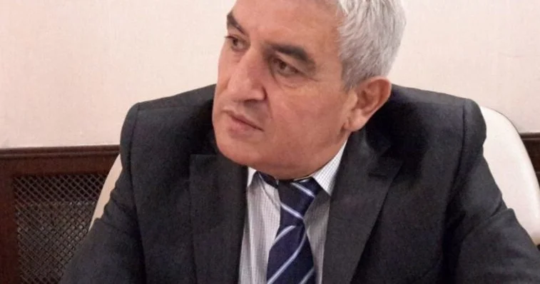 Dostluğun, sınağın və ləyaqətin 60 ili ƏLİMƏMMƏD NURİYEVDƏN DOSTUNA YUBİLEY TƏBRİKİ