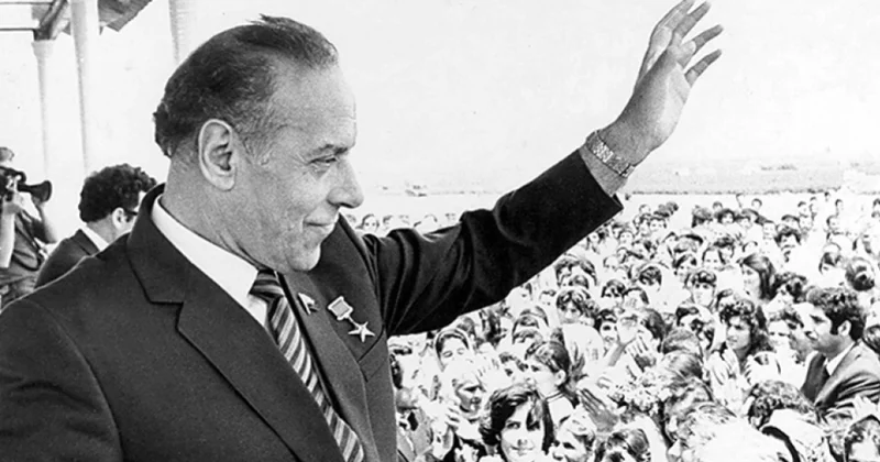 Samir Nuriyev: Böyük Lider Heydər Əliyev banisi olduğu Azərbaycan dövlətinin yüksəlişini, onun müstəqilliyinin əbədiliyini və dönməzliyini təmin etmişdir