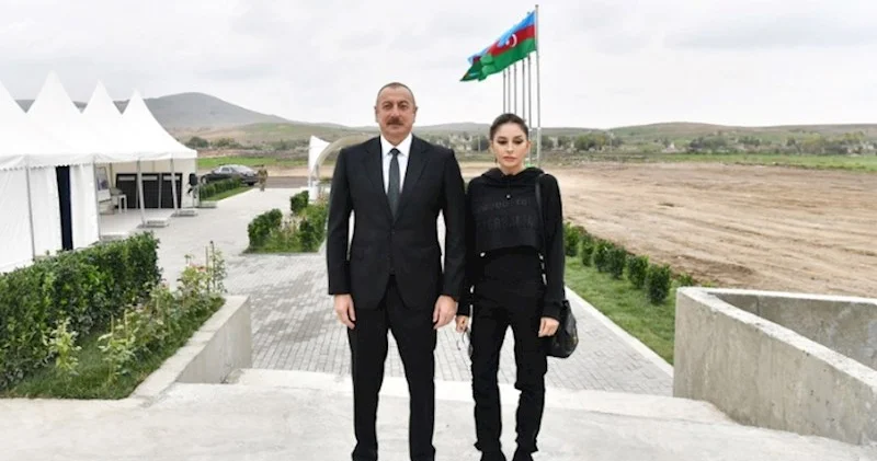 Prezident və birinci xanım Ağdam Muğam Mərkəzinin açılışında
