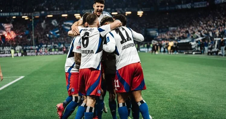 7 illik fasilədən sonra Bundesliqaya vəsiqə qazandı