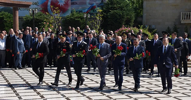 İmişlidə Ümummilli Liderlə bağlı silsilə tədbirlər keçirilib Fotolar