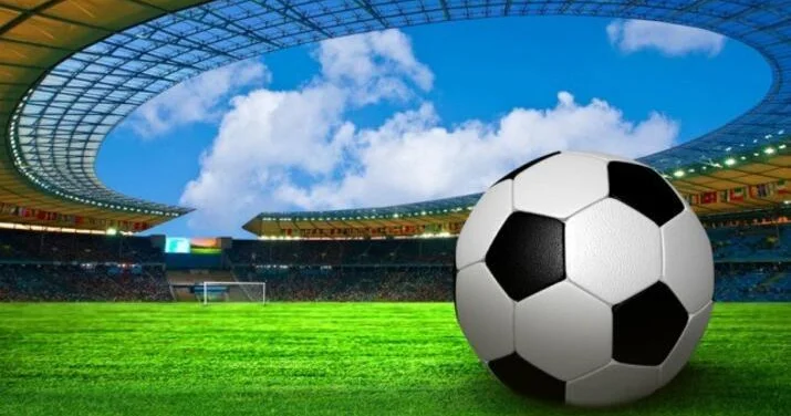 Fransa Futbol Çempionatının oyunu iğtişaşlar səbəbindən dayandırıldı