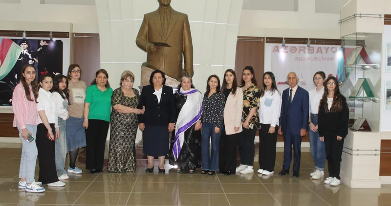 Yasamal rayonu Heydər Əliyev Mərkəzində kitab təqdimatı