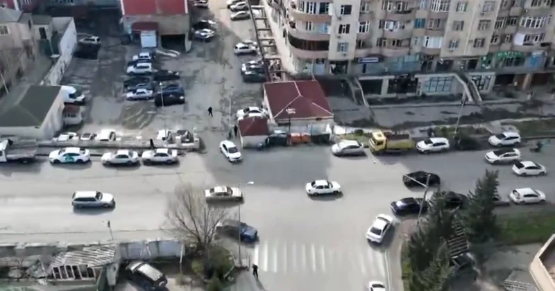 Qurumların hələ də göz yumduğu problemlər Sürücülərin kabusuna çevrilən küçə