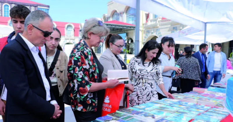 Ümummilli liderə həsr olunmuş II kitab festivalı