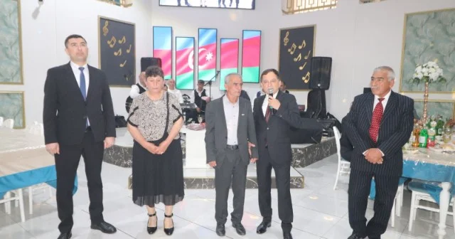 Qazaxın icra başçısı şəhid qardaşının toyunda FOTOLAR