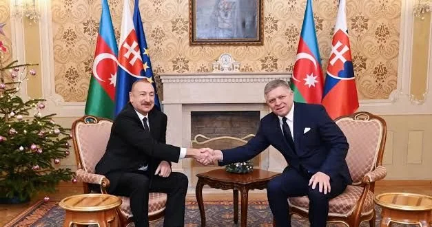 Robert Fitso İlham Əliyevin Avropa Parlamenti ilə bağlı mövqeyini dəstəklədi VİDEO