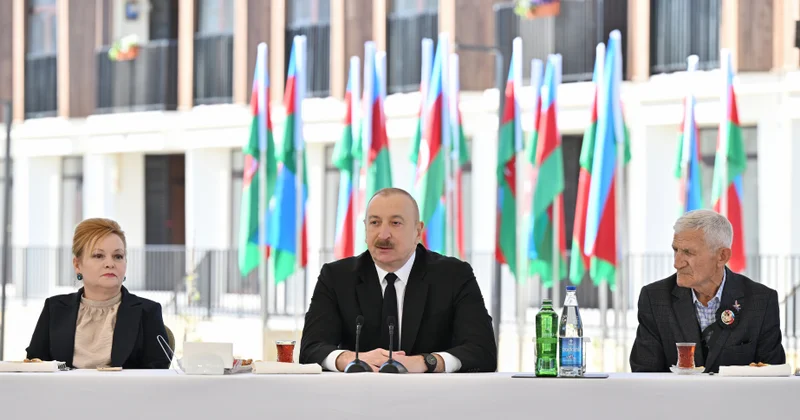 Prezident: Ulu Öndər Heydər Əliyevin Azərbaycan tarixində rolu danılmazdır