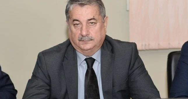 Vaqif Sadıqov: “Gənclər “Qarabağ”ın oyunçularına bənzəməyə çalışırlar”