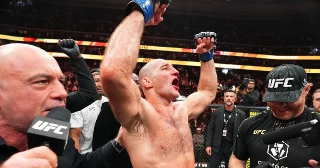 UFC də çoxdandır gözlənilən döyüş keçirildi