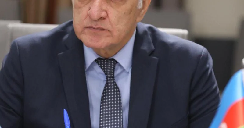 “Sönük” parad və xarici muzdlular hesabına davam edən müharibə