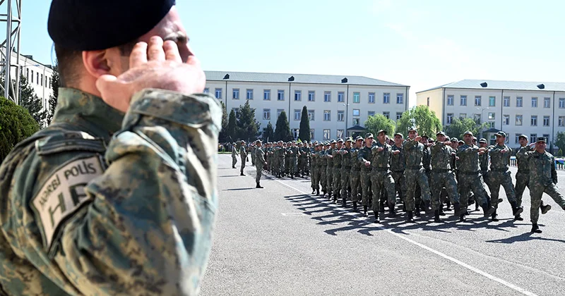 Onlar da Vətənin müdafiəsinə yollandılar FOTOLAR