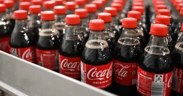 “Koka Kola” dükanlardan yığışdırılır?