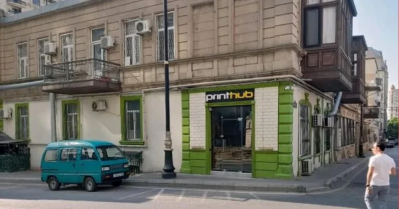 Tarixi binanı bərbad hala saldılar… “Nəsimi İH isə görməzdən gəlir” Memar