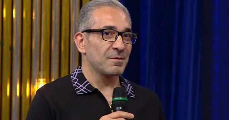 Evini satıb kəndə köçdü