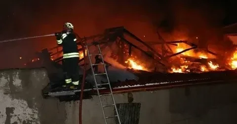 Bakıda fərdi yaşayış evi yanıb