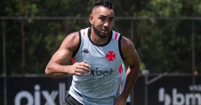 Fransa millisinin sabiq futbolçusu komandasız qaldı