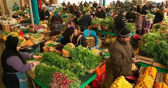 Moskvada azərbaycanlıların çalışdığı bazara hücum... Video
