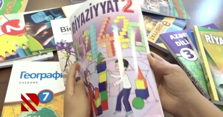 Məktəblərdə dərsliklər nə vaxt yığılmalıdır? RƏSMİ AÇIQLAMA