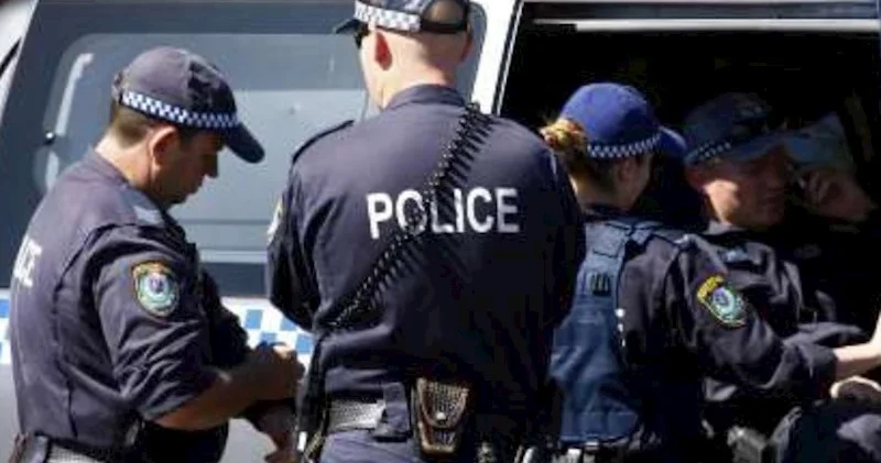 ABŞ da polis jurnalistə xəsarət yetirib