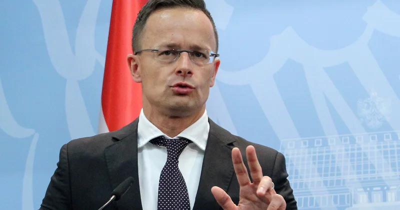 Сийярто обрушил на Зеленского шквал обвинений