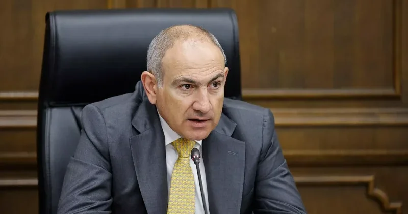 Paşinyan katolikosu aradan qaldırmaq üçün qrup yaratmaq qərarına gəlib