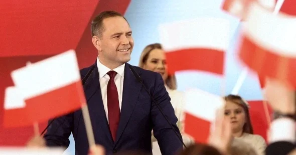 Azərbaycan lideri Polşanın yeni seçilmiş Prezidenti Karol Navrotskini təbrik edib