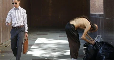 Ölkədə orta təbəqənin zəifləməsi də sosial struktur baxımından ciddi problemdir ŞƏRH EDİLDİ