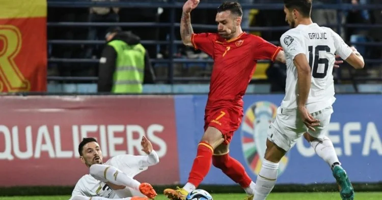 Qarabağ və Neftçi nin futbolçuları Ermənistana qarşı oynadı