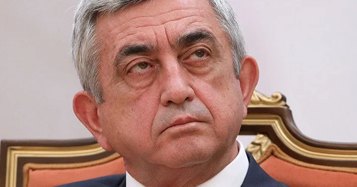 Церковный хор: Саргсян и Дашнакцутюн подали голос против Пашиняна