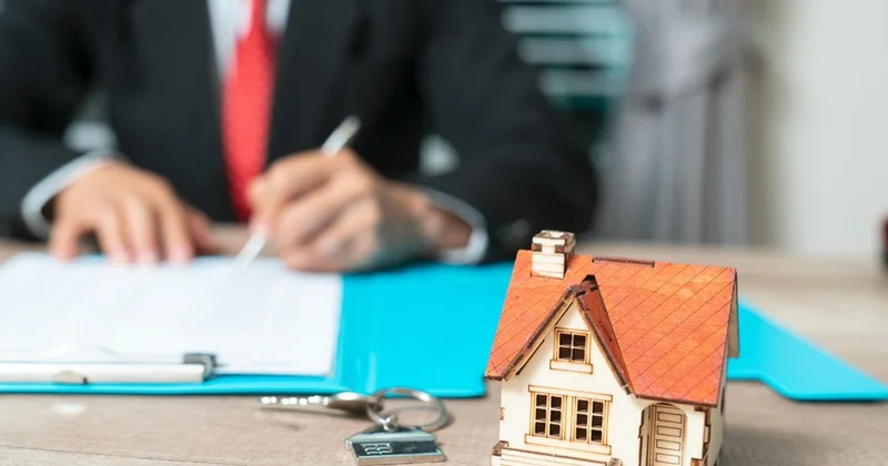 Əmlakın çıxarışı yoxdursa, başqa sənədlər keçərli hesab edilir? VƏKİL AÇIQLADI
