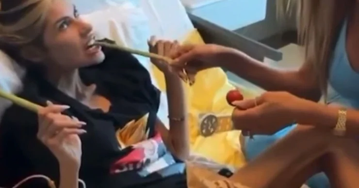 29 kiloya düşən Nihal Candanın son halı VİDEO