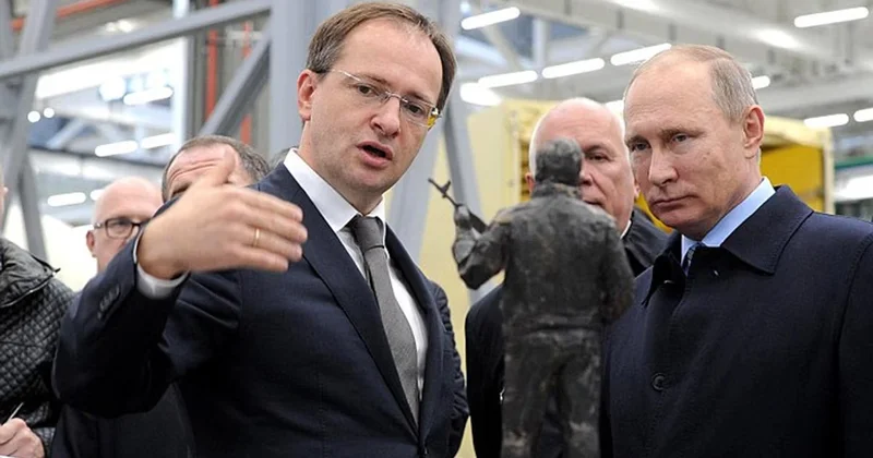 Azərbaycana dil uzadan Putinin köməkçisi əslində KİMDİR...
