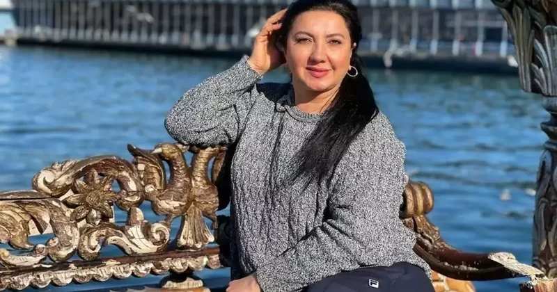 Kaş mənim keçmişimdə əlimdə bir sini plovla...