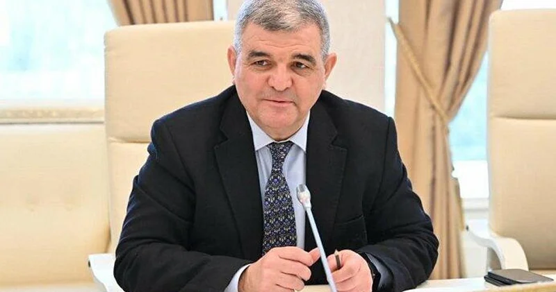 Deputat: Bu maaşla peşəkar kadr saxlamaq mümkün deyil