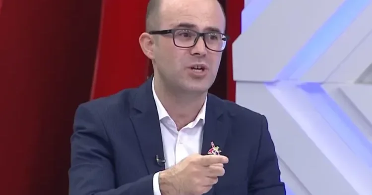 Şagird nə edirsə etsin, müəllim təmkinini qorumalıdır Qoşqar Məhərrəmov