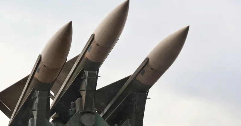 İordaniyanın HHM vasitələri İranın beş ballistik raketini vurub