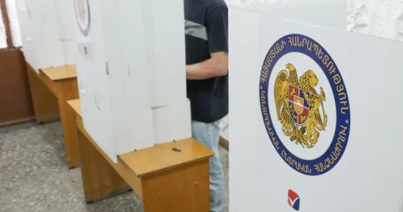 Поствыборный балаган в Армении оппозиция ждет чуда ?