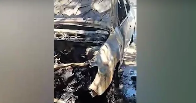 8 ci km bazarında avtomobil yandı VİDEO