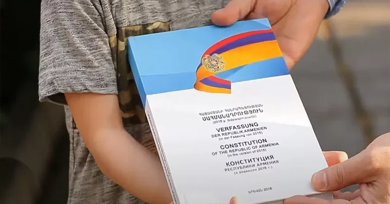 В Ереване отложили публикацию проекта новой Конституции