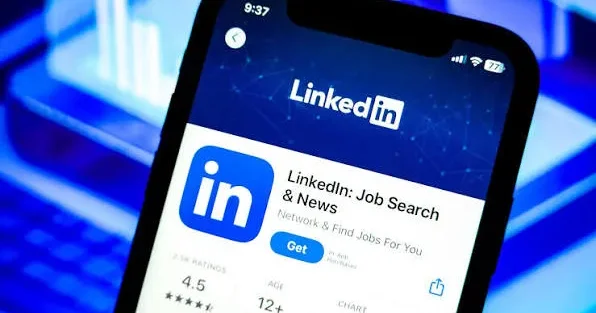 Məktəblərdə LinkedIn qadağasını anlaya bilmirəm Təhsil eksperti