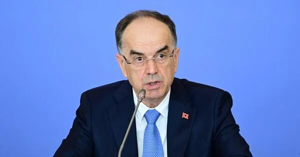 Beqaydan Əliyevə: Bunu sizə çatdırmaqdan şərəf duyuram