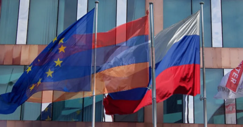 Ermənistan Qərb və Rusiya arasında: Paşinyanın balanslı siyasəti və regional təhlükəsizlik