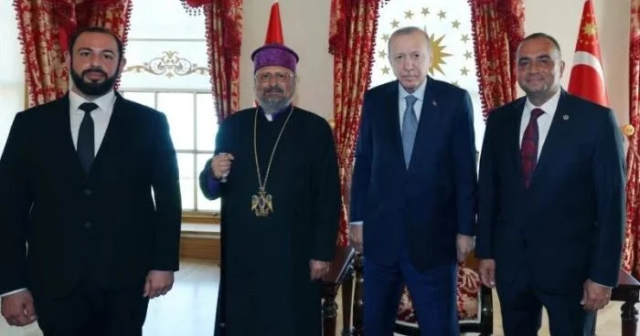 Ərdoğanın Dolmabağça görüşü: 200 illik milli düşmənçiliyi bitirmək mesajı ŞƏRH