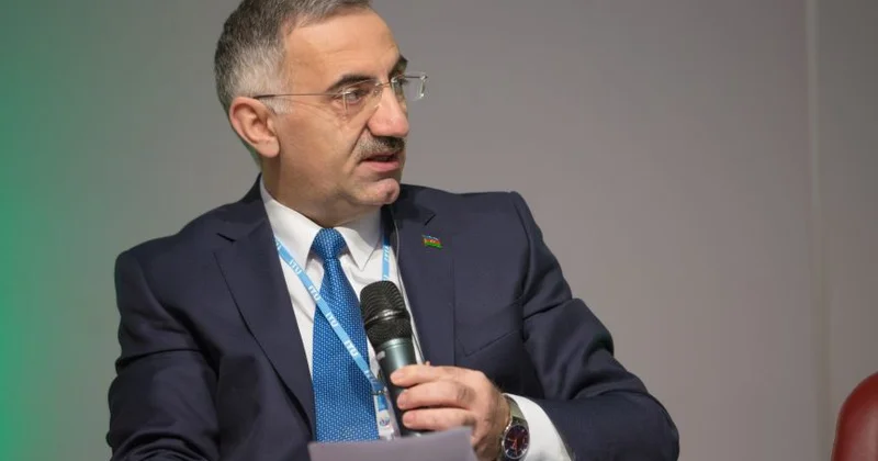 PA nın sektor müdiri: “Sosial şəbəkələrdə qızlar daha çox zərərli təsirlərə məruz qalırlar” KONKRET