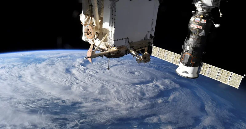 Kosmik stansiyadakı astronavtlar gündə 16 gün doğuşunu görürlər