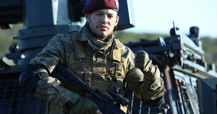 9 ildən sonra seriala çəkiləcək
