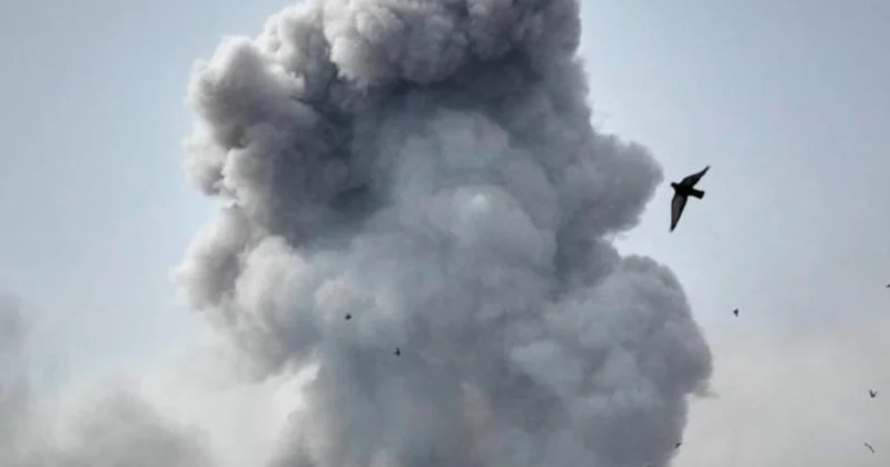 ABŞ İranın dəniz blokadasını pozmağa çalışan tankeri vurub